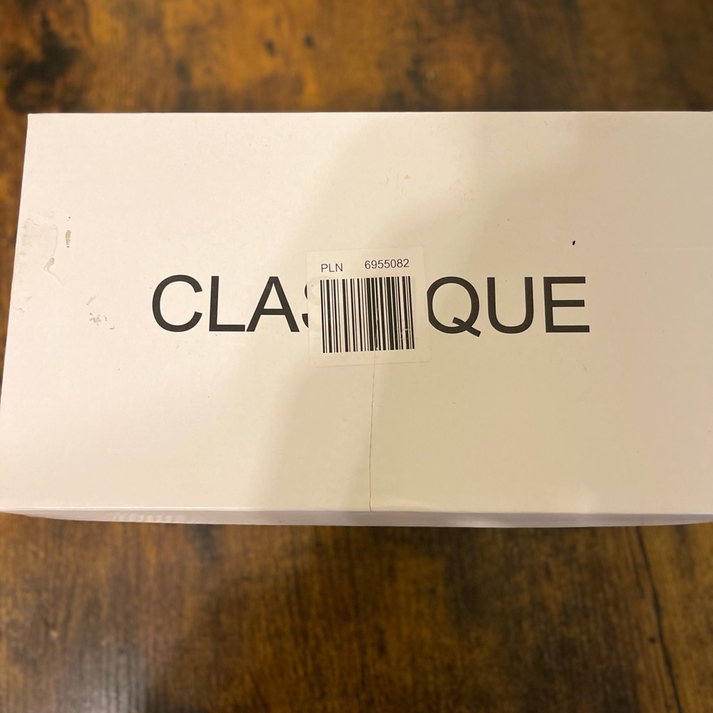 White Classique Box